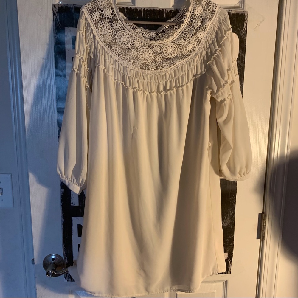 Flowy Lace Dress!